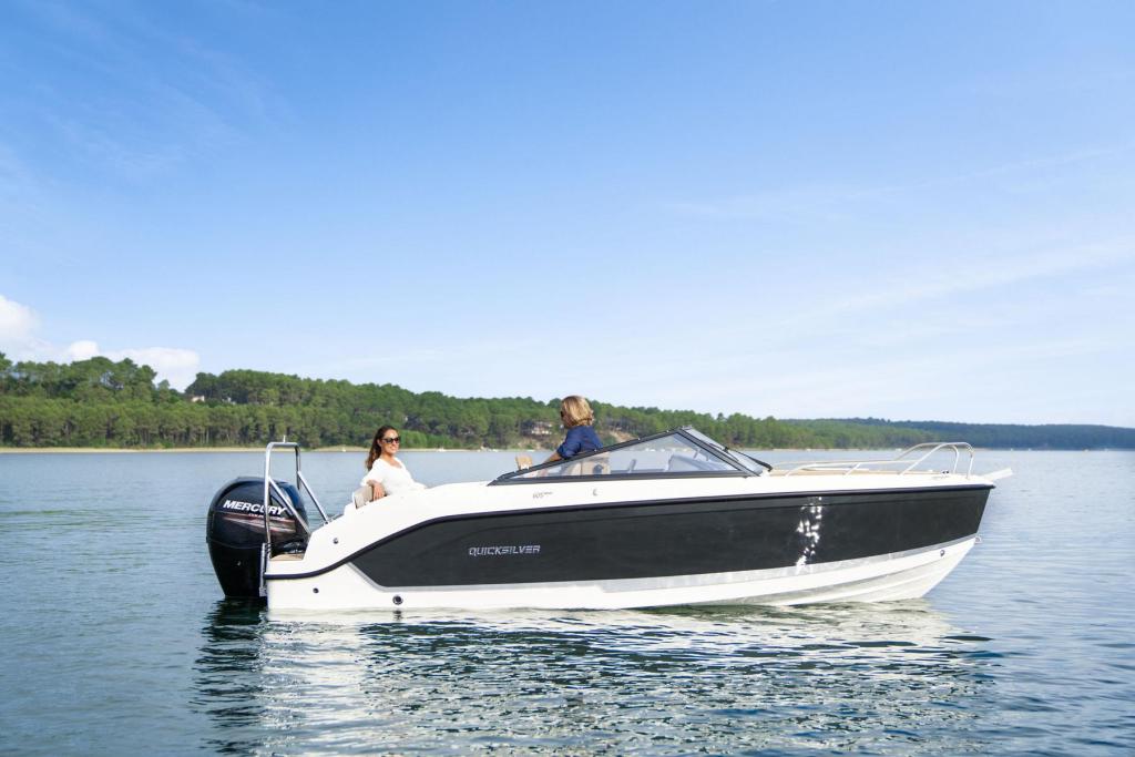 Activ 605 Cruiser mit 115 PS und Trailer