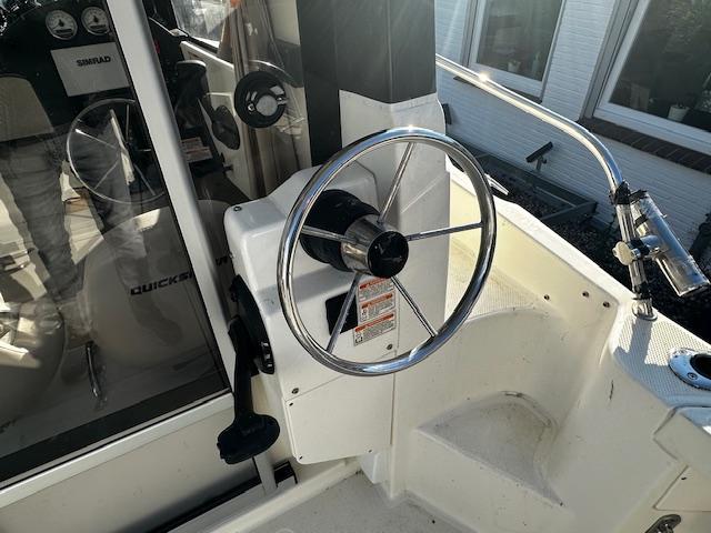 605 Pilothouse 150PS Trailer