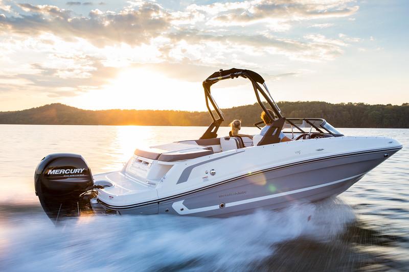 VR5 Bowrider Outboard mit 115 PS