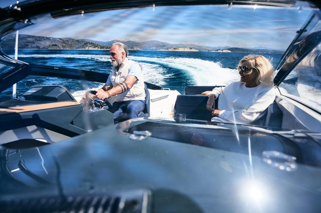 780 Escape inkl. 250 PS