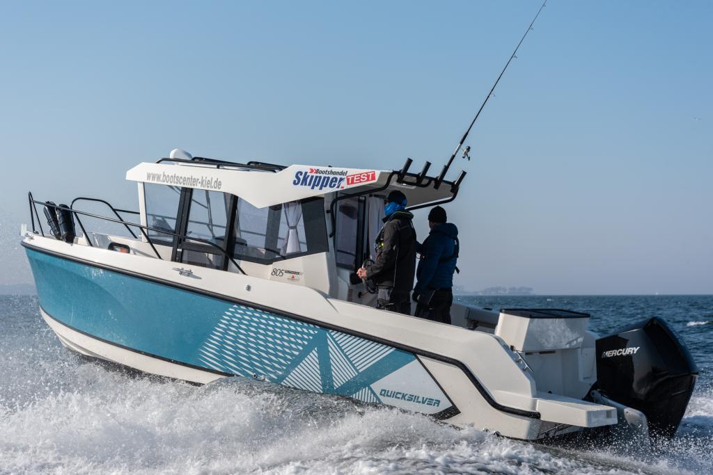 Captur 805 Pilothouse mit 225 PS