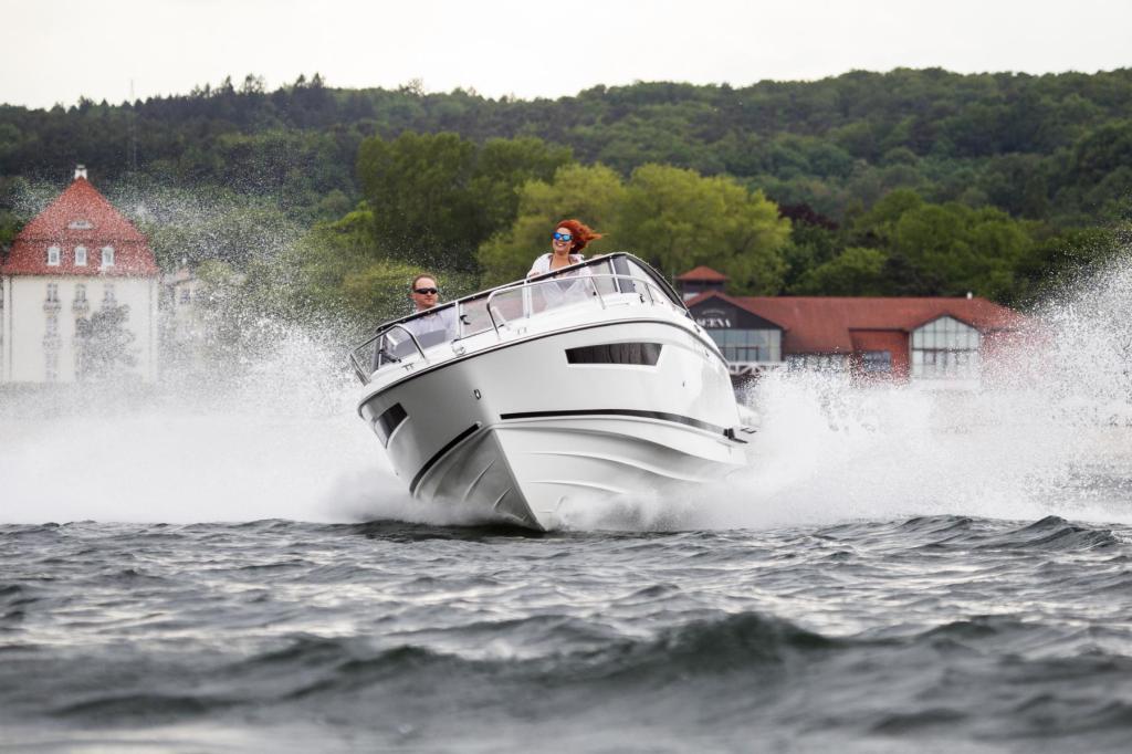 750 Day Cruiser inkl. 150 PS und Trailer