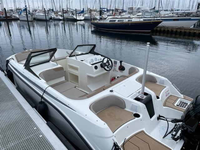 Activ 525 Axess mit 15 PS und Trailer, Element M17