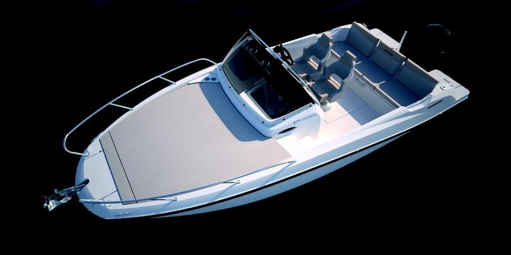 Activ 675 Sundeck mit 150 PS und Trailer