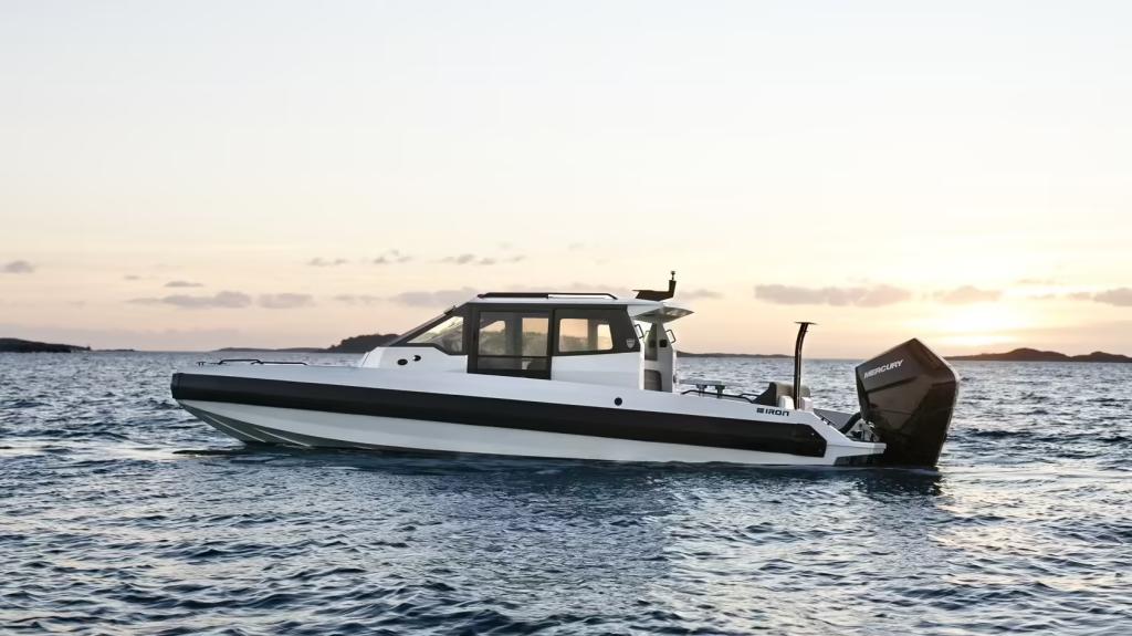 827 Coupe mit 250PS und Trailer
