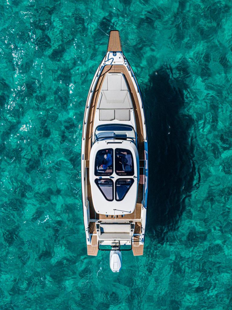 S 30 inkl. 2x F300 PS V8