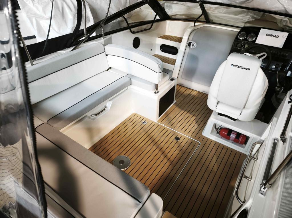 Quicksilver 675 Cruiser inkl. Mercury 225PS Lagerboot 2026