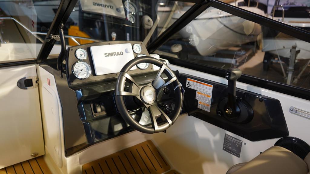 Activ 555 Bowrider mit 60PS