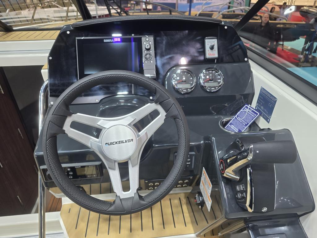 Activ 805 Cruiser mit 300PS