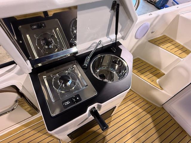 Activ 755 Sundeck mit 250 PS Activ 755 Sundeck mit 250 PS