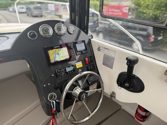 Quicksilver 555 Pilothouse mit Mercury F100 EFI Gebraucht