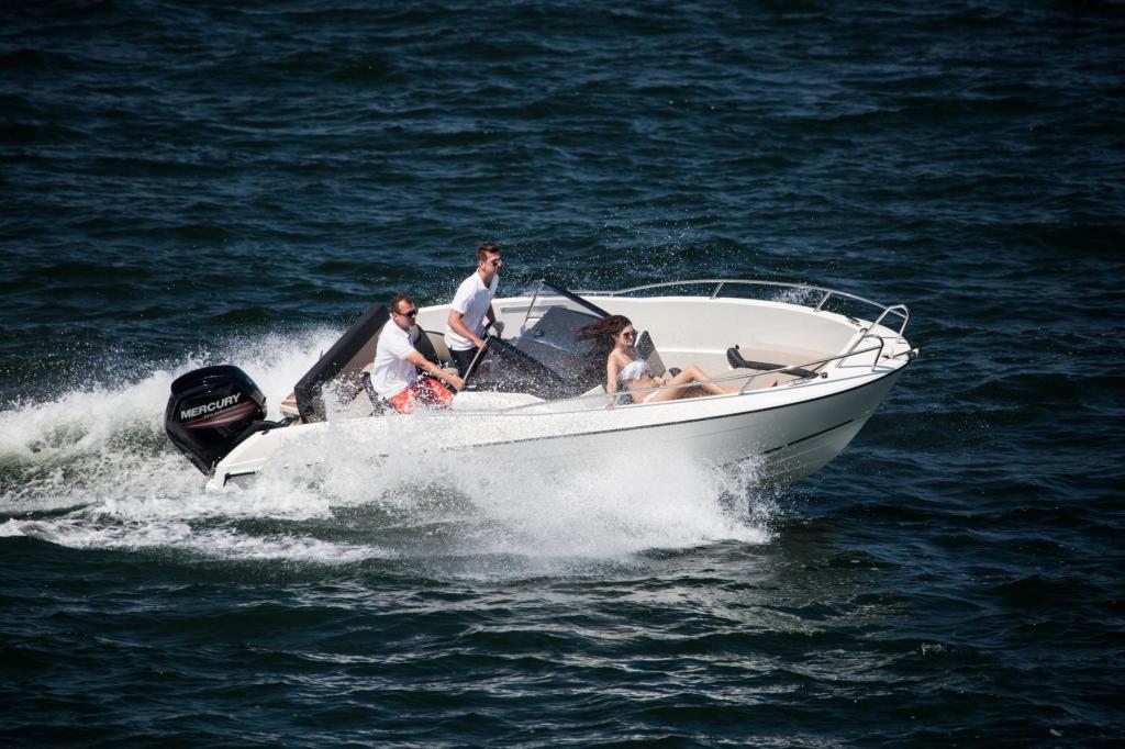 630 Bowrider
