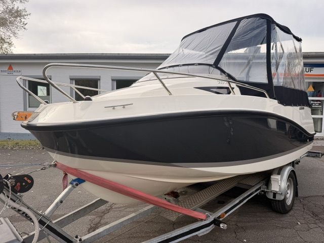 Gebrauchte Quicksilver 505 Cabin mit 60PS CT & Trailer