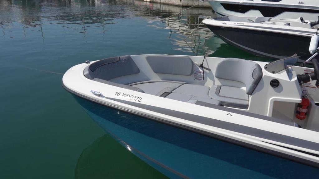 Element M15 mit 40 PS und Trailer, 475 Axess