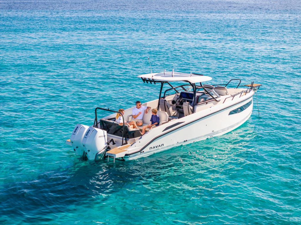 S 30 inkl. 2x F300 PS V8