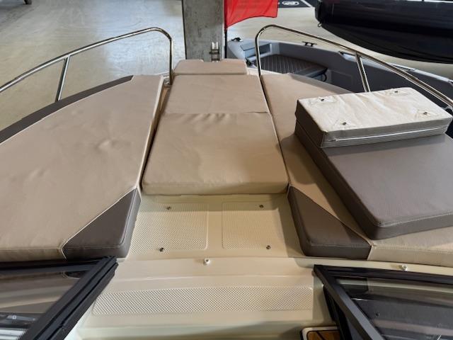 C21 Cuddy mit 225 PS TESTBOOT C21 Cuddy mit 225 PS TESTBOOT