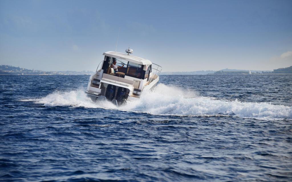 Monaco 110 inkl. 2 x 300 PS