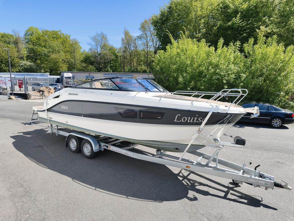 Quicksilver Activ 805 CRUISER mit Mercury F 250 XL V8 und Trailer Gebraucht