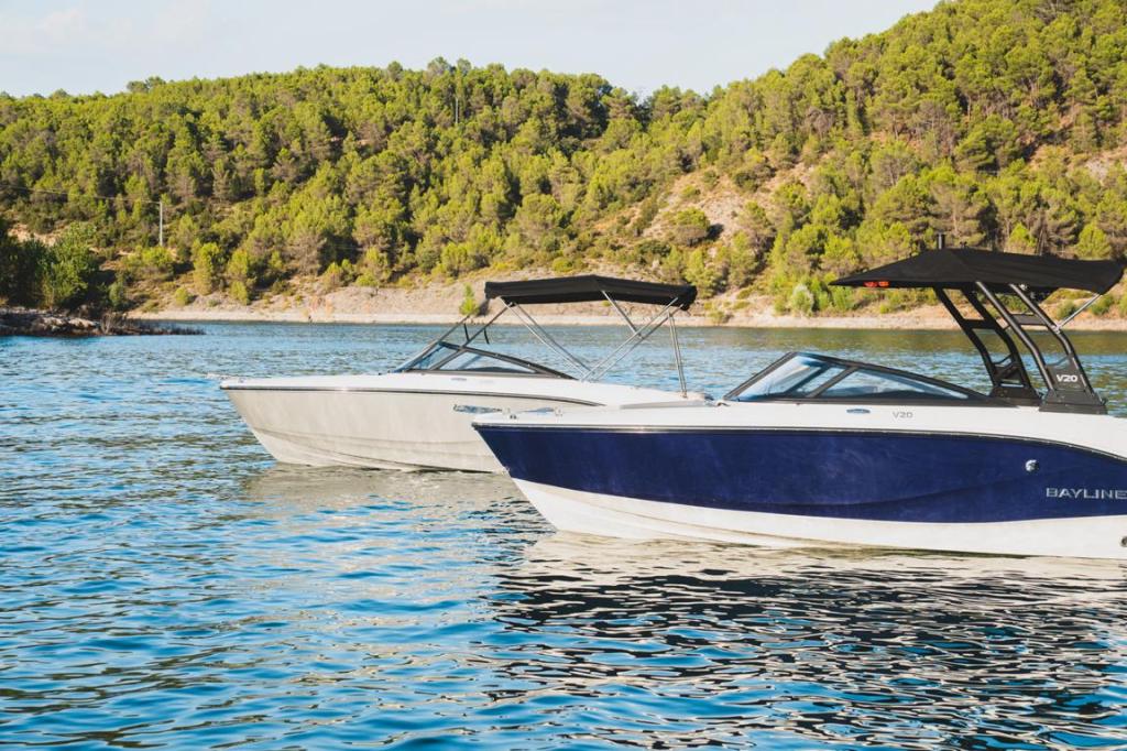 V20 Bowrider Outboard 115PS V20 Bowrider Outboard 115PS
