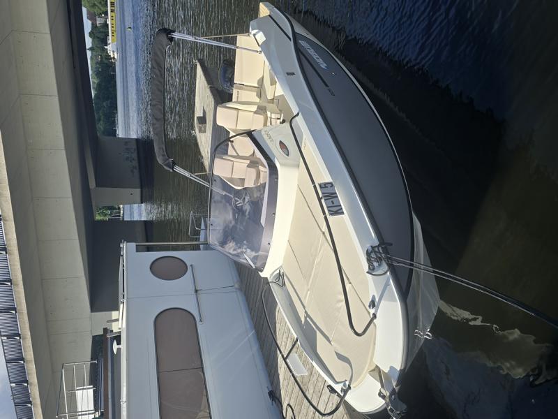 Quicksilver Activ 605 Sundeck mit 150PS