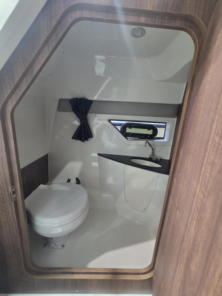 Activ 805 Cruiser mit 300PS