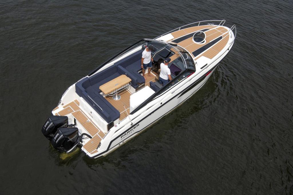 910 Odyssey mit 2x 200PS