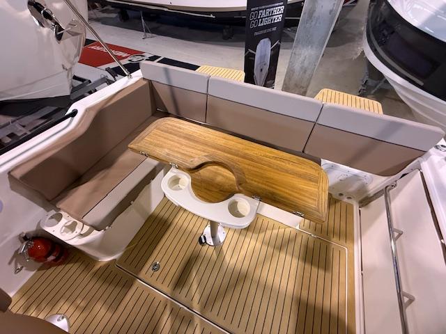 Activ 755 Sundeck mit 250 PS Activ 755 Sundeck mit 250 PS