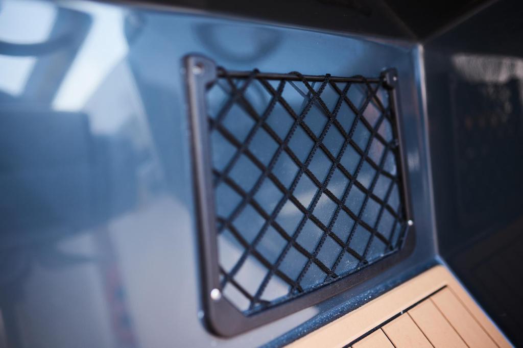 780 Escape inkl. 200 PS und Trailer