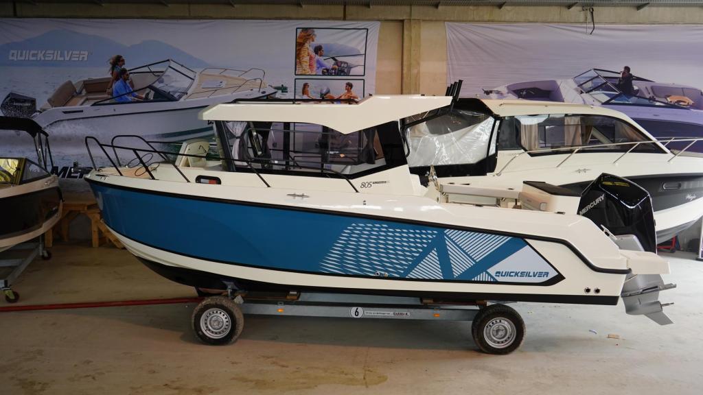 Captur 805 Pilothouse mit 300 PS
