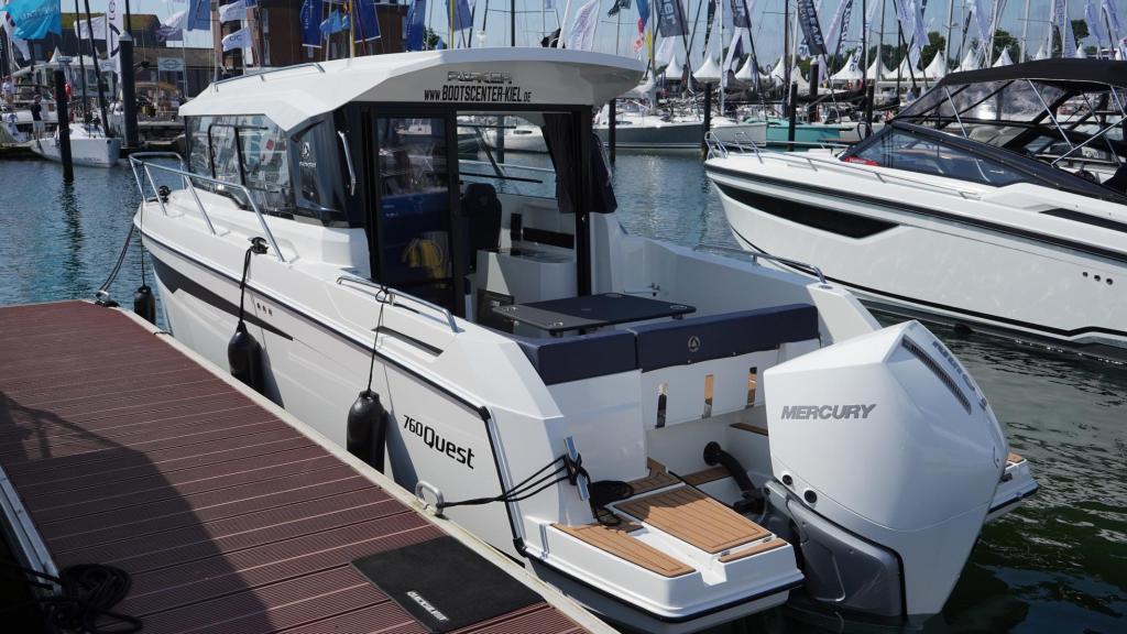 760 Quest mit 200 PS TESTBOOT 760 Quest mit 200 PS TESTBOOT