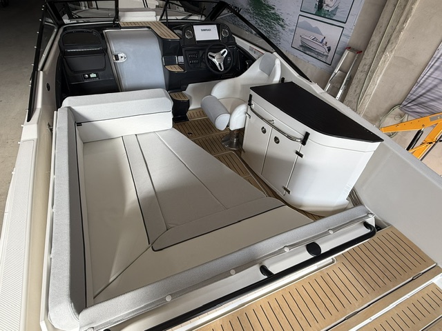 Quicksilver Activ 755 Cruiser mit 250 PS, (#001)
