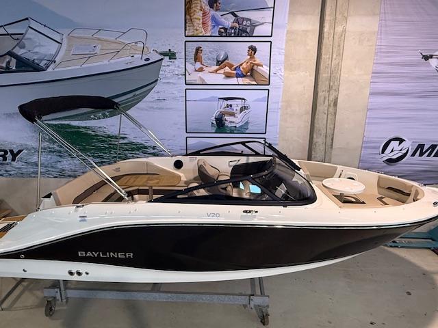 V20 Bowrider Outboard mit 175PS