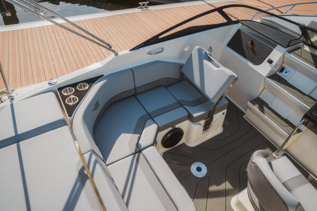 C21i Cuddy IB Premiere