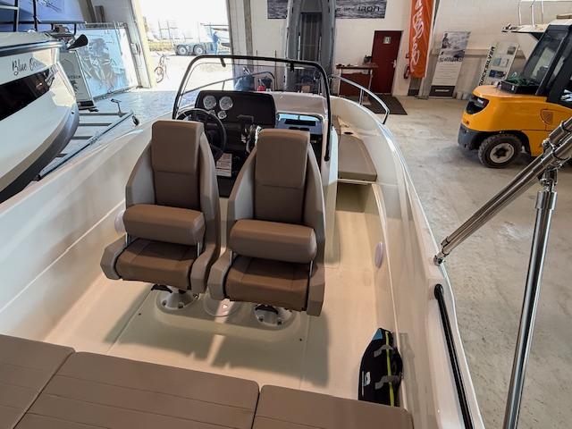 Activ 555 Open mit 80PS Activ 555 Open mit 80PS