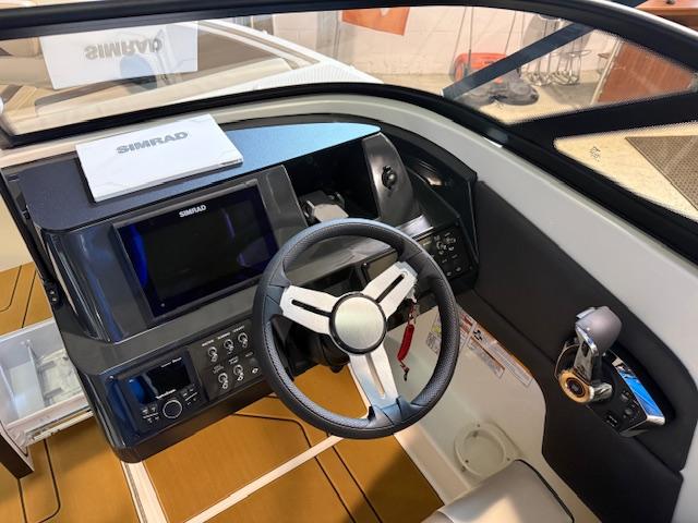 V20 Bowrider Outboard 200PS