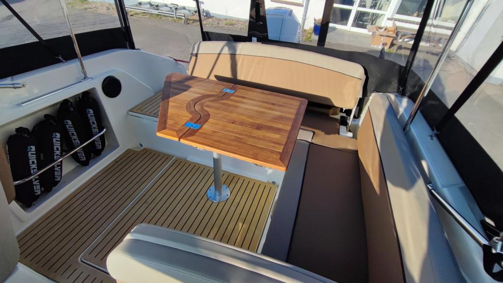 Activ 675 Cruiser mit 225 PS