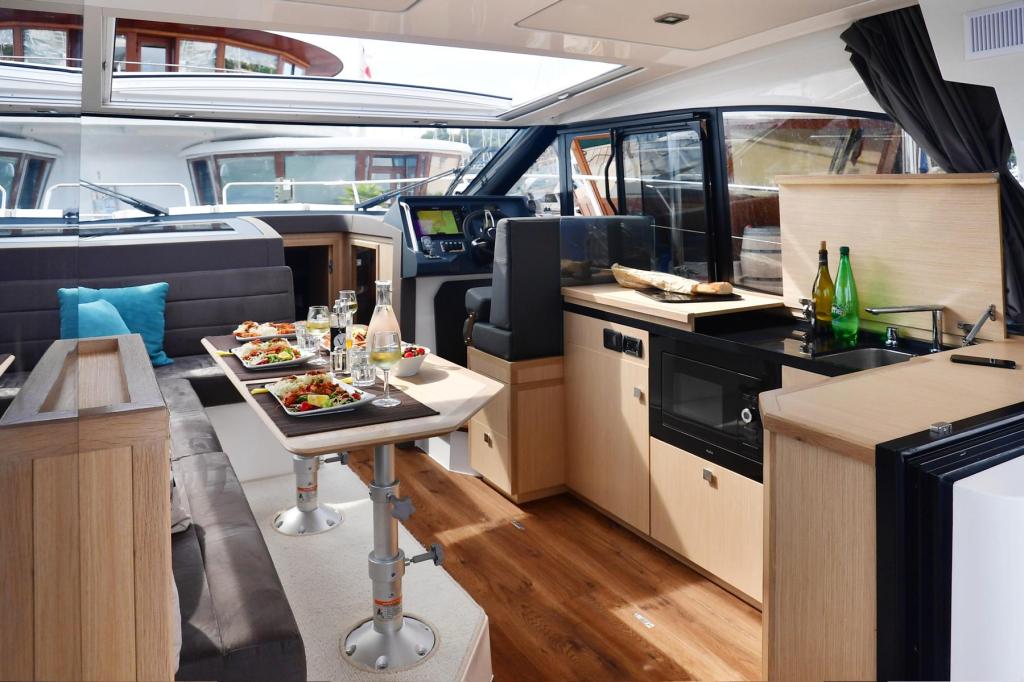 Monaco 110 inkl. 2 x 300 PS