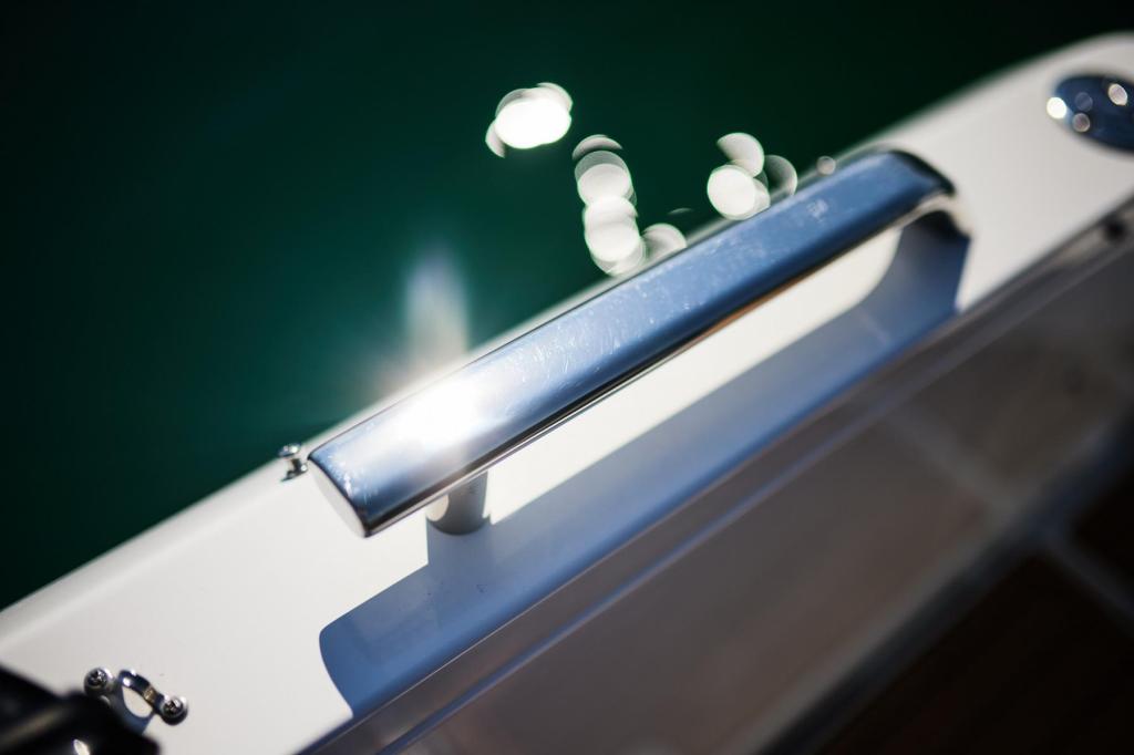 780 Escape inkl. 200 PS und Trailer