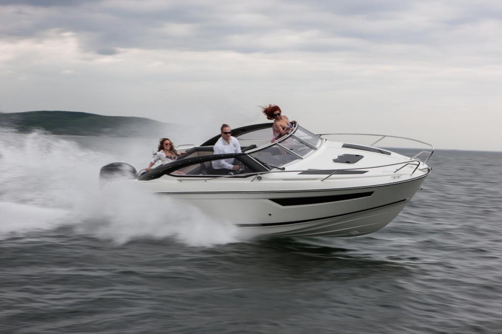750 Day Cruiser inkl. 150 PS und Trailer