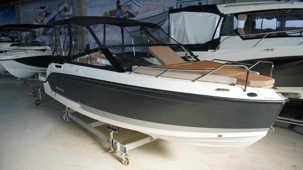 Activ 675 Cruiser mit 175 PS