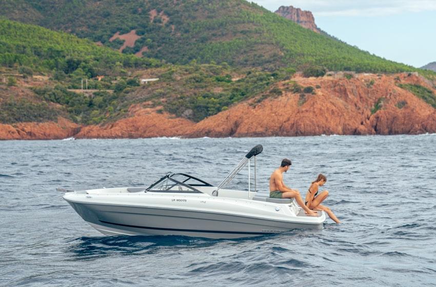 VR4 Bowrider Inboard