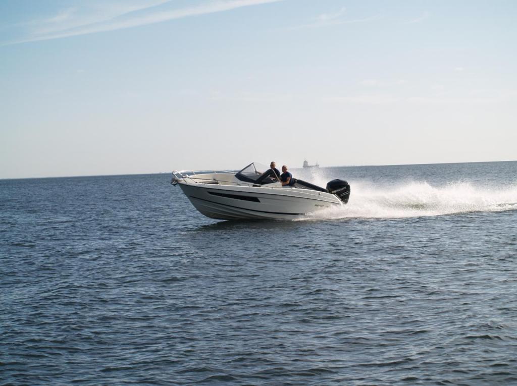 690 Sport