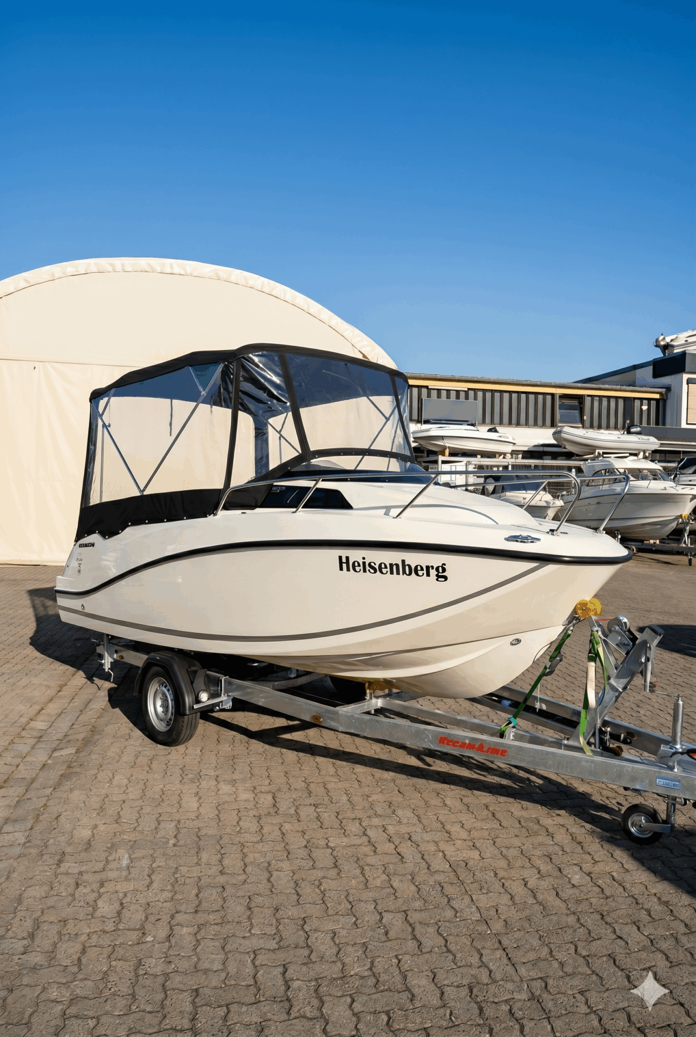 Quicksilver 555 Cabin mit Mercury F100 EXLPT, Bj. 2025, Motor Neu mit Trailer