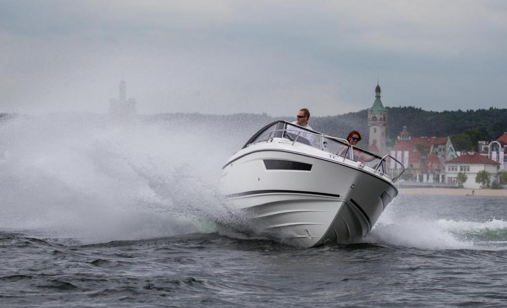 750 Day Cruiser inkl. 150 PS und Trailer