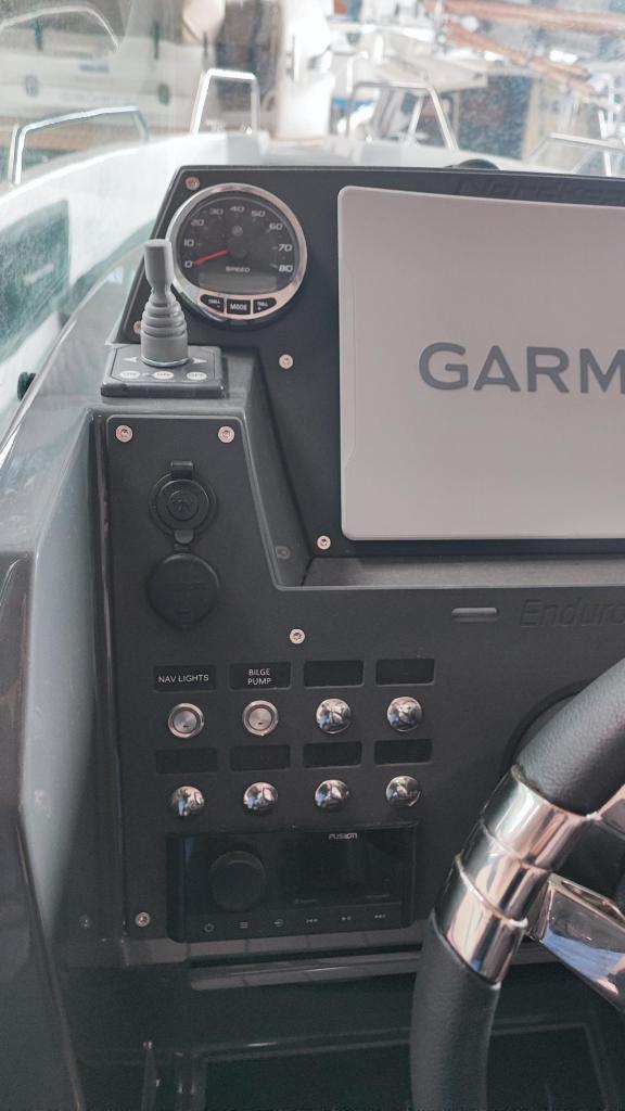 Enduro 705 mit Mercury F 250 V8