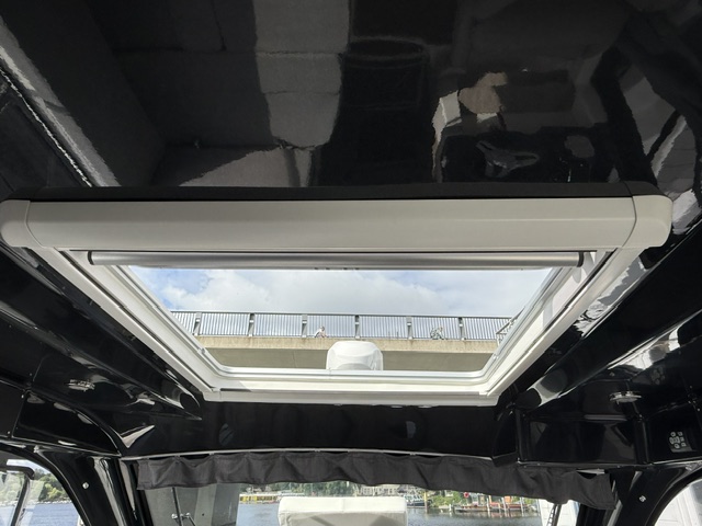 Quicksilver Activ 905 Weekend mit 2x Mercury F200 PS V6