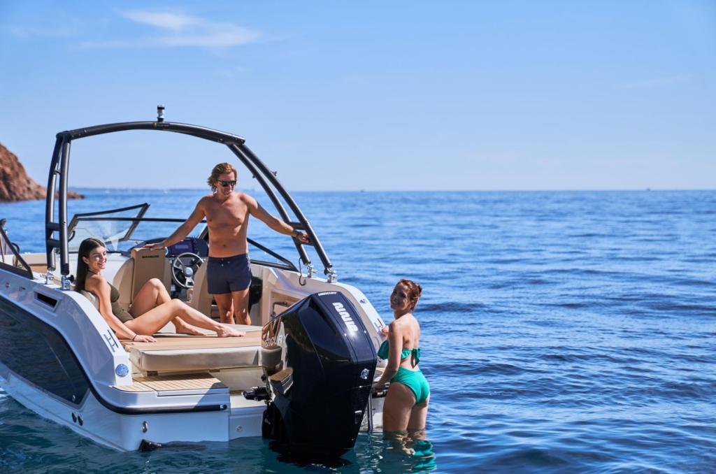 Activ 675 Bowrider Activ 675 Bowrider