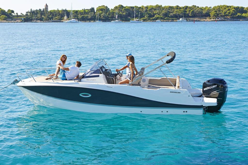 Activ 755 Sundeck