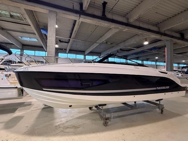Activ 755 Cruiser mit 250 PS Activ 755 Cruiser mit 250 PS