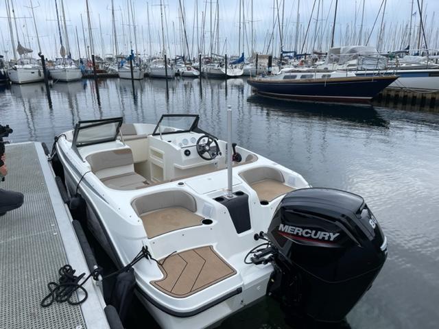 Activ 525 Axess mit 15 PS und Trailer, Element M17